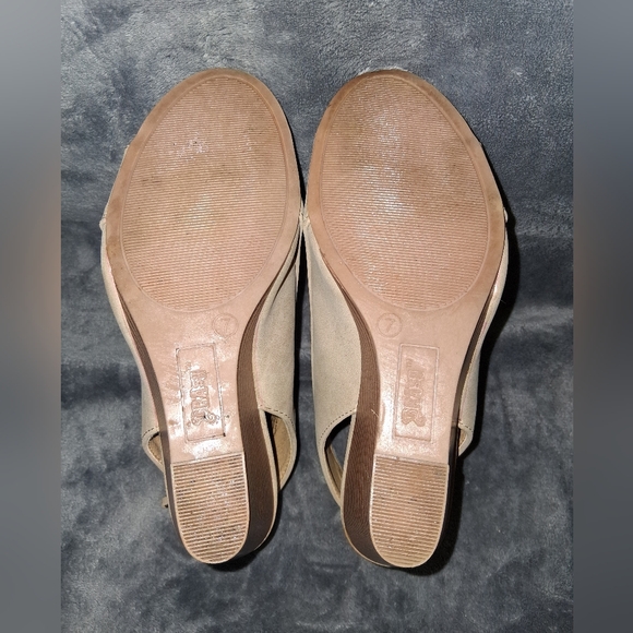 Brash Taupe Wedge Booties with Zipper - Picture 7 of 7